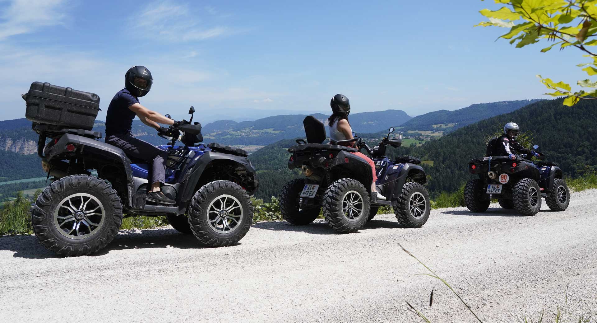 Grandioser Panorama-Ausblick bei der Quad Tour in Kärnten.