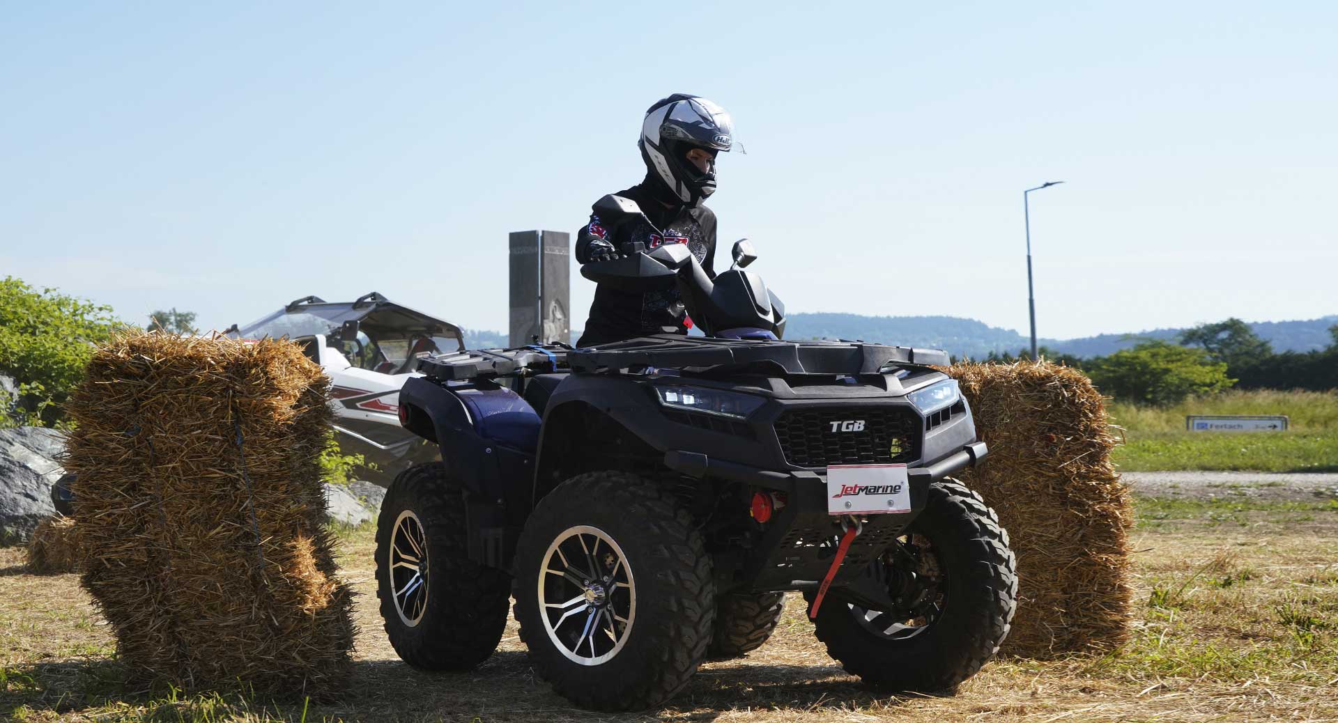 Einschulung vor der Quad Ausfahrt am Übungsgelände